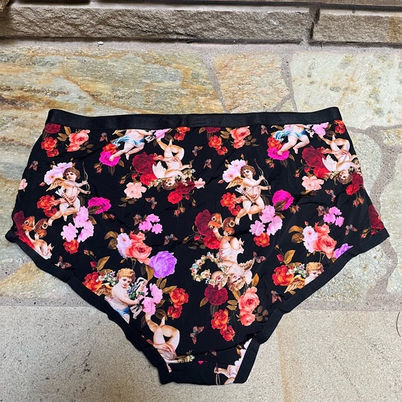 Torrid Second Skin Mid-Rise Brief Panty Cupids Chapel Rich Black 0x - Picture 4 of 9
